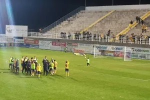Φινάλε και... στο ΠΕΤΑΛΟ για τους λιγοστούς (Φώτος)