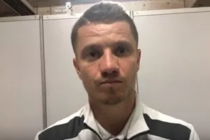 ΤΖΕΪΣΟΝ: “Ελπίζω να μείνει o Σιμόν” (βίντεο)