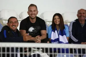 Επιστροφή... με ΣΠΟΥΔΑΙΟ διπλό! (Φώτος)