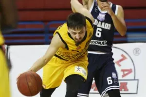 Τέσσερα στα τέσσερα ο Απόλλωνας! (φώτος)