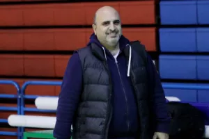 (Φώτος) Αποχαιρέτησε με ήττα το ΑΠΟΕΛ
