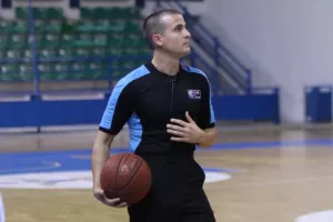 (Φώτος) Αποχαιρέτησε με ήττα το ΑΠΟΕΛ