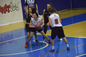 Νίκη με ανατροπή για το UNIC! (φώτος)