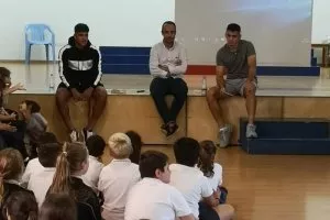 Επίσκεψη στην Αμερικάνικη Ακαδημία Λάρνακας (Φώτος)
