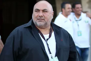 “Από την κεφαλή του σωματείου ως τον τελευταίο!”