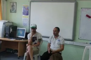 Μίκελ και Κυριάκος δίπλα στα παιδιά (φώτος)