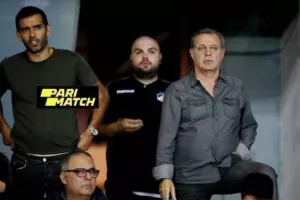 Πρόδρομος με Μοράις στην Ανατολική