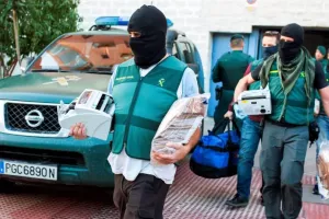 ΦΩΤΟΣ από την εξάρθρωση κυκλώματος ναρκωτικών 