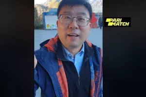 ΒΙΝΤΕΟ στην Κίνα: "Μάκης Mushroom ο καλύτερος πρόεδρος!"