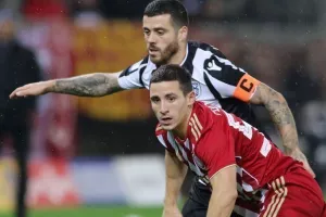 Το ενδιαφέρον στη Super League 1 κορυφώνεται