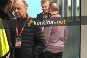 ΠΑΠΑΣΤΑΥΡΟΥ-ΠΕΤΡΙΔΗΣ: "Πηγαδάκι" με χαμόγελα (φώτος)