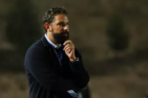 Στυλάτη...