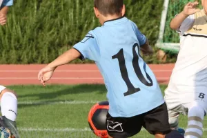  Πρωταθλήματα Grassroots: 2790 μπάλες από την ΚΟΠ στις ομάδες