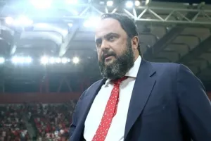 Μαρινάκης: "Ο Ολυμπιακός δεν θα συμμετέχει πια σε αυτήν την κωμωδία"
