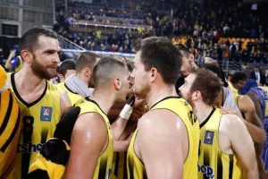«Καθάρισε» το Λαύριο και «ανάσανε» ο Άρης