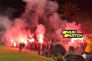ΧΑΜΟΣ με πυροτεχνήματα, συνθήματα και πυρσούς στον Αρχάγγελο! (βίντεος/φώτος)