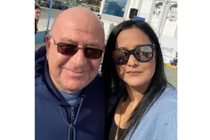 Πουλλαϊδης με κυρία Κετσπάγια!