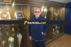 ΠΟΥΛΛΑΪΔΗΣ/Περήφανη... πόζα στο Kerkida (φώτος)