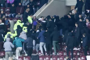 ΧΑΜΟΣ με Κούγια και οπαδούς (φώτος)
