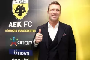 Καρέρα: «Θέλω οι παίκτες μου να ιδρώνουν τη φανέλα, να είναι μαχητές»
