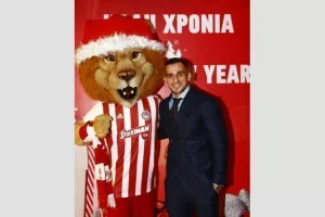 Χαμόγελα και... μοντελάκια στην χριστουγεννιάτικη γιορτή της ΠΑΕ (φώτος)