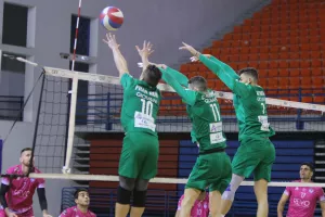 Χριστούγεννα στην κορυφή για την Ομόνοια (φώτος)