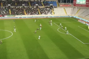 Πήρε το ντέρμπι και Χριστούγεννα στην κορυφή η ΟΜΟΝΟΙΑ! (φώτος)