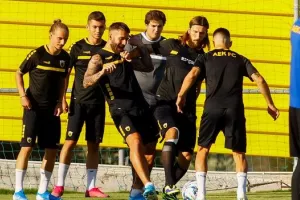 Επέστρεψαν κύριοι