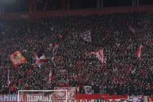  Επίσημο το sold out και... πάρτι στην εξέδρα