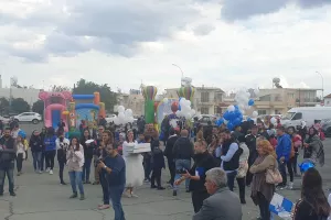 ΦΩΤΟΣ από το "Blue Fan Day"