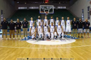 Εθνική χωρίς ξένο;