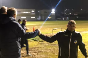 ΦΩΤΟΣ/Τους περίμενε o Πρόδρομος με Ηλιάδη και Τέτι 