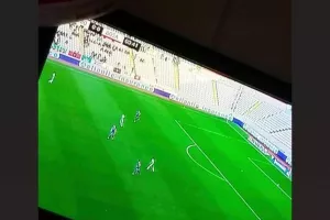 "Πράσινες" αναρτήσεις μετά την Δόξα/ΦΩΤΟΣ