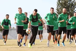 ΚΛΙΚΣ από το "Ηλίας Πούλλος"