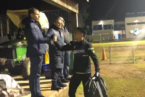 ΦΩΤΟΣ/Τους περίμενε o Πρόδρομος με Ηλιάδη και Τέτι 