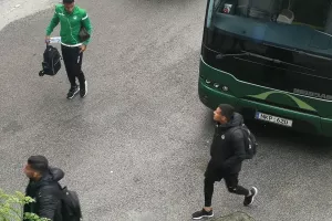 ΦΩΤΟΣ από την άφιξη της Ομόνοιας