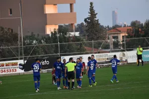 (Φωτορεπορτάζ) Καρμιώτισσα - ΑΣΙΛ