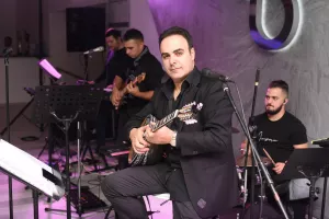 ΦΩΤΟΣ από το "ερυθρόλευκο" ρεβεγιόν