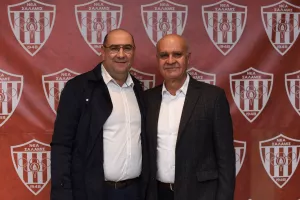 ΦΩΤΟΣ από το "ερυθρόλευκο" ρεβεγιόν