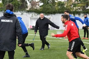 (ΦΩΤΟΣ) Έπιασε δουλειά ο Απόστολος 