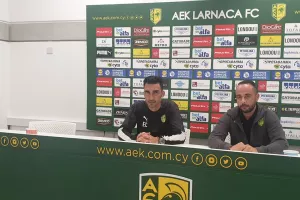 ΗΛΙΑΣ: "“Πέρασα καλά στην Ομόνοια αλλά θα κάνω το καλύτερο για την ΑΕΚ” 