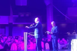 Λοϊζίδης σε διαιτητές: "Κλείστε τα αυτιά σας στις κακόβουλες κριτικές"