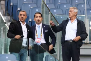 Ο Απόλλωνας για Φουρλά και ΟΥΚ 
