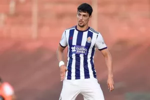 «Δεν γνωρίζουμε τίποτα για ΑΕΚ και Μπάρμπα»