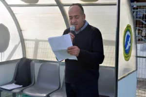 (ΦΩΤΟΣ) Το μοίρασαν οι Αραδιππιώτες παλαίμαχοι 