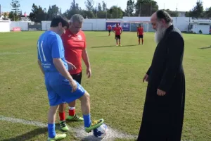 (ΦΩΤΟΣ) Το μοίρασαν οι Αραδιππιώτες παλαίμαχοι 