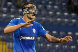 Τράβηξε "πεντάσφαιρο" η ΑΝΟΡΘΩΣΗ! (φώτος)