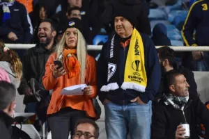 (87 ΦΩΤΟΣ) Ο κόσμος στο ΓΣΠ
