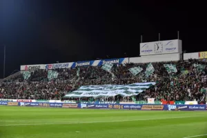 (87 ΦΩΤΟΣ) Ο κόσμος στο ΓΣΠ