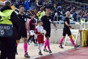 Το αναγεννημένο και ψυχωμένο ΑΠΟΕΛ "γονάτισε" τη Σεβίλλη! (φώτος)